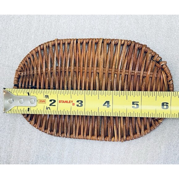 Vintage Hallmark Fall Harvest Pilgrim Chipmunk Salt & Pepper Shakers w/ Tray - Picture 7 of 11